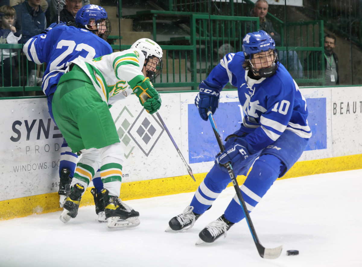 Minnetonka vs Edina Feb11-23 Jeff Lawler42